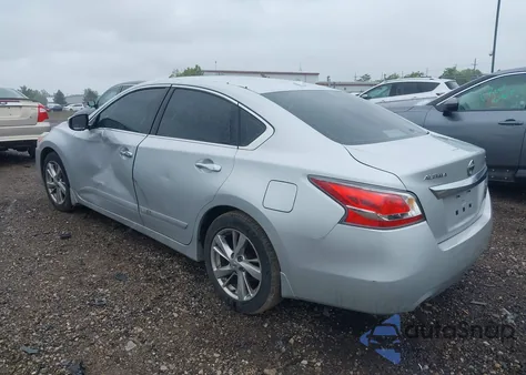 2015 Nissan Altima 2.5 Sl z USA, uszkodzony, nr VIN 1N4AL3AP9FN912846